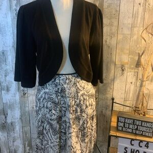 Antonio Melani cardigan. Brown 3/4 length sleeve cardigan. Size L